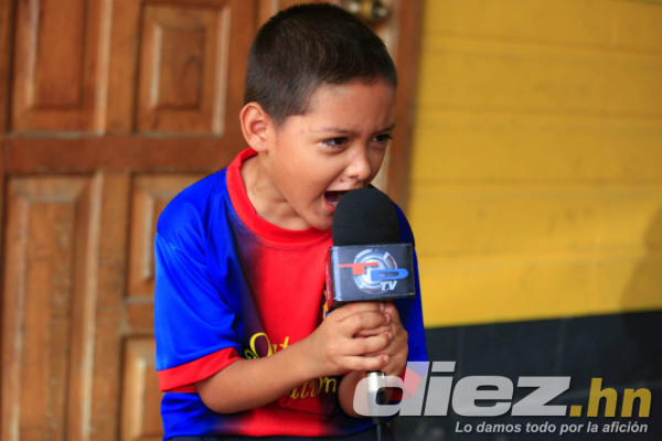 Aldea SOS visita al Real España.