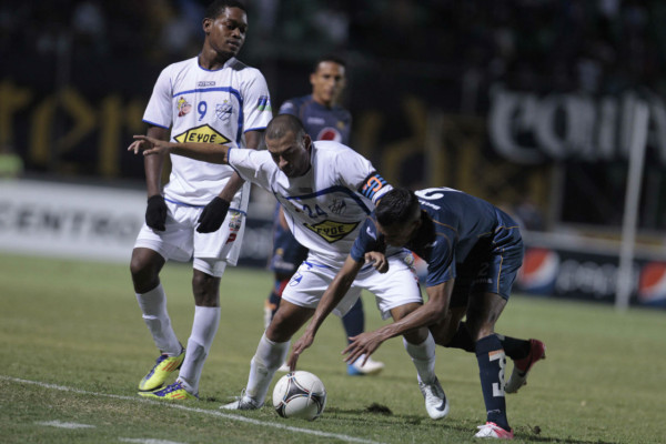 Motagua y Victoria empataron 1-1 en el Estadio Nacional
