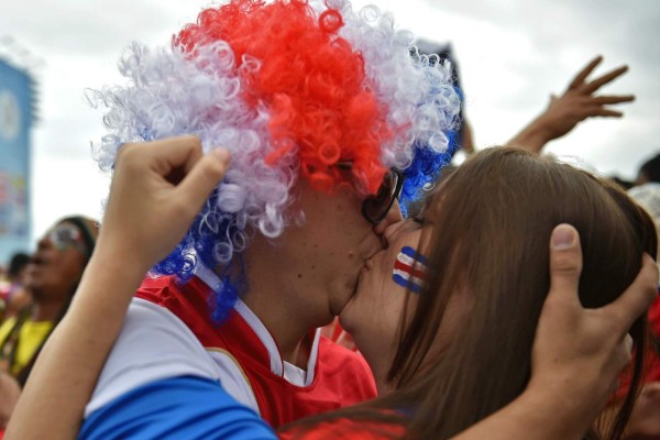 Los Mejores 'BESOS” del Mundial Brasil 2014
