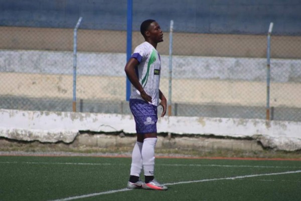 Hondureño Melker Hernández viajará a Europa para militar en club de tercera división en España