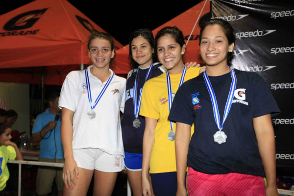Delfines Sampedranos, campeones centroamericanos