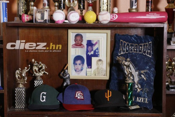 El álbum privado de la estrella del béisbol hondureño Mauricio Dubón