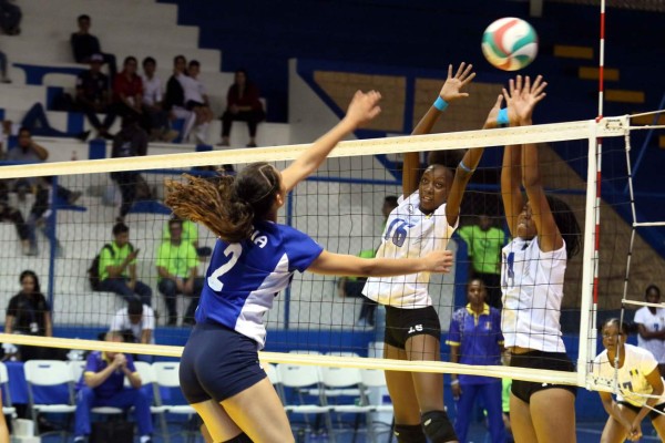 ¡Unas bellezas! Las chicas que participan en el Norceca 2018