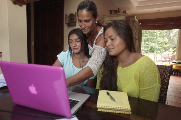 Ana Joselina Fortín, una bella sirena hondureña que vale oro
