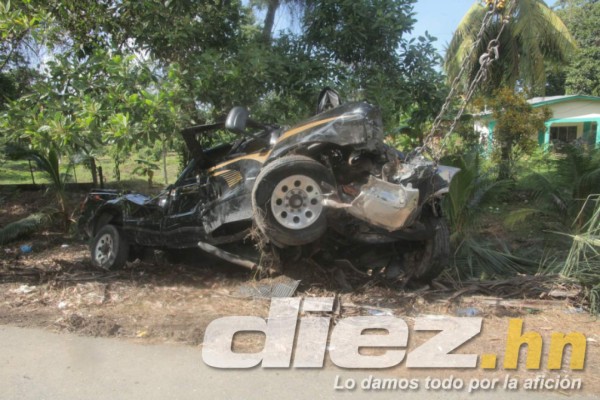 FOTOS: ¡Impactante! Así quedó el auto en el que se accidentó Jhon Paul Suazo