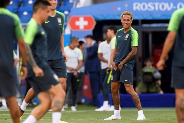 FOTOS: Neymar sorprende con el nuevo look que estrenará en el Mundial de Rusia 2018