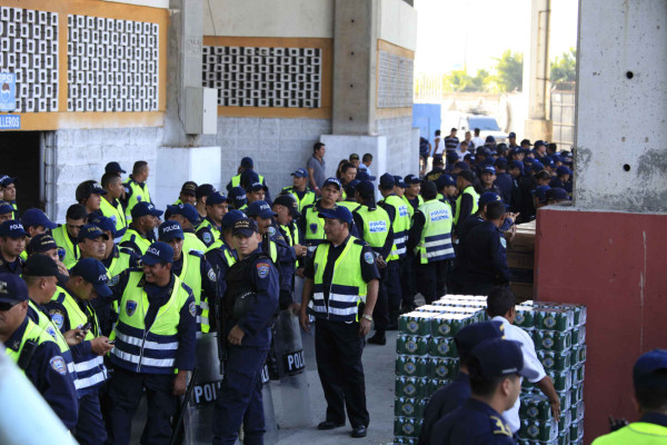 Gran Ambiente previo al Juego entre Honduras VS USA.
