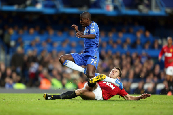 Manchester United le quita el invicto al Chelsea