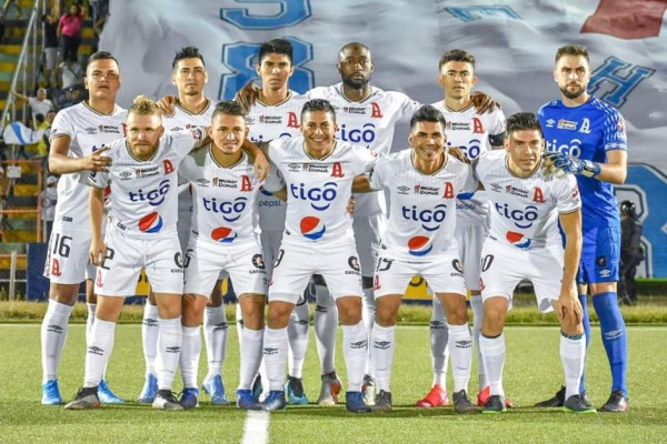 ¿Qué equipo tiene más títulos internacionales en Centroamérica?