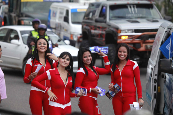 las mejores imagenes de la caravana de DIEZ