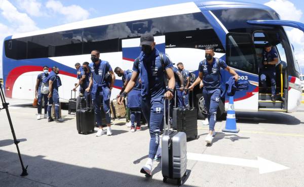 La selección de Honduras salió rumbo a Miami para enfrentar a Argentina.