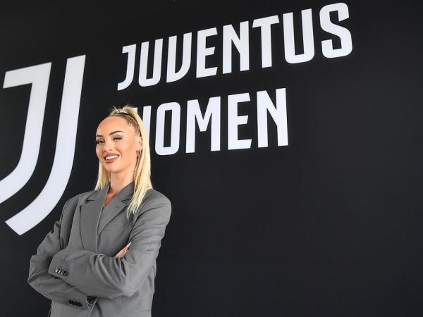 Alisha Lehmann se queja por la diferencia salarial con su novio: “Hacemos lo mismo y le pagan 100 veces más que a mí”