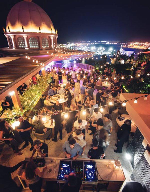 Las razones por las que no deberías asistir al Mundial de Qatar 2022: Duras normas y prohibiciones que te llevan a la cárcel