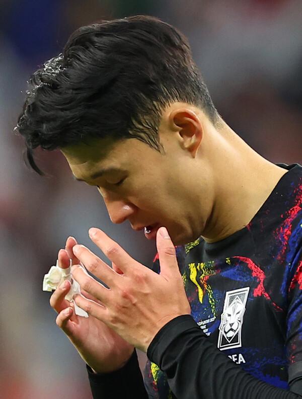 Son Heung-Min sale herido tras una pelea y revelan el insólito motivo del altercado: Así quedó su mano