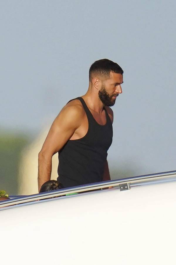 Así van las vacaciones de los futbolistas y sus mujeres: Wanda Nara y Georgina Rodríguez arrasan y las fiestas de Messi