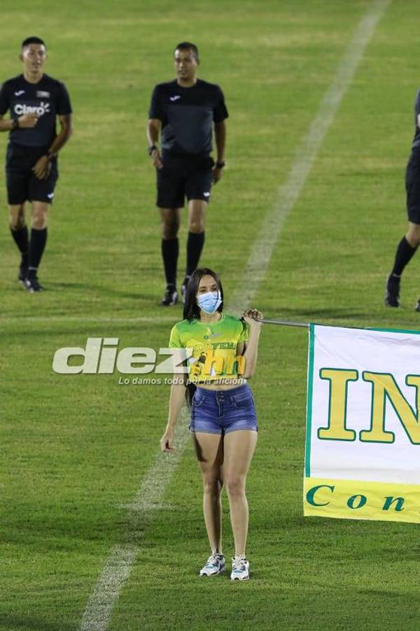 ¡Hermosas chicas y color! La Ceiba se viste de fiesta para el juego juego Vida vs. Olimpia