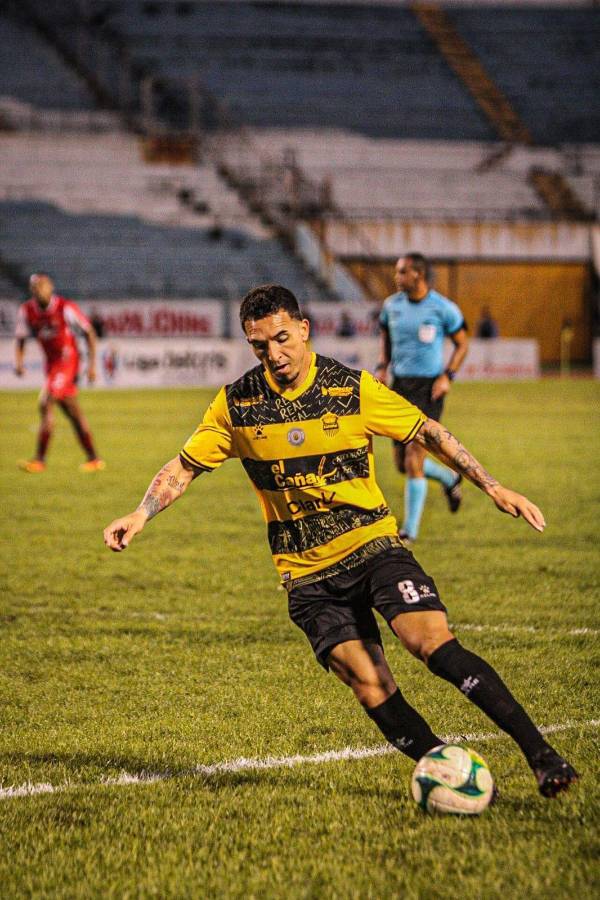 FICHAJES: Motagua tiene su primera alta, Patón Mejía puede ser legionario y la lista de agentes libres en Liga Nacional