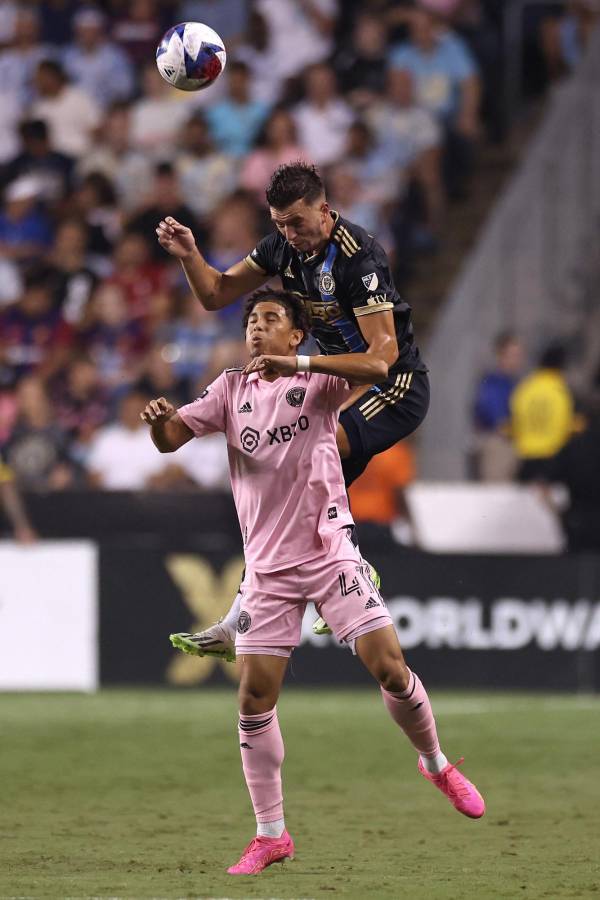 Las históricas fotos del hondureño David Ruiz celebrando junto a Messi, Alba y Busquets en Inter Miami