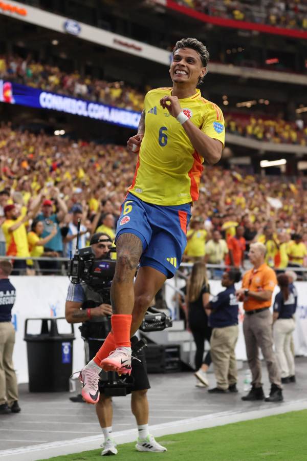 Richard Ríos, sensación de Colombia en la Copa América, tendría un nuevo amor; Blessd confirma su relación