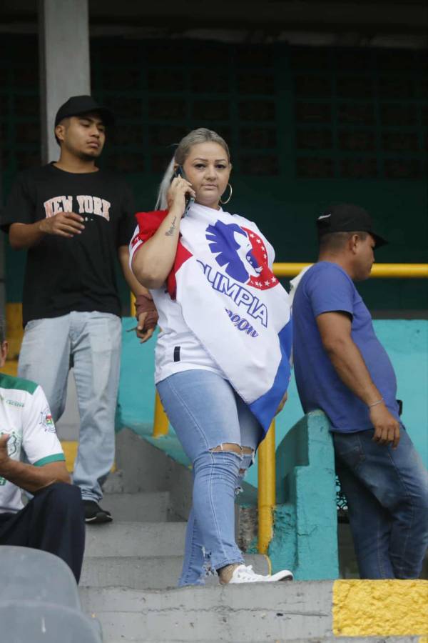 ¡Identificada el bombón en el Morazán! Y el pedido especial para Michaell Chirinos en el Platense vs Olimpia