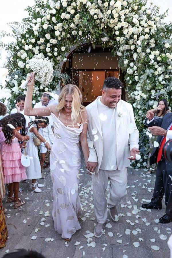 ¡Se casó por cuarta vez! Así fue la boda de Ronaldo con la sexy Celina Locks: el ex Real Madrid que fue invitado especial