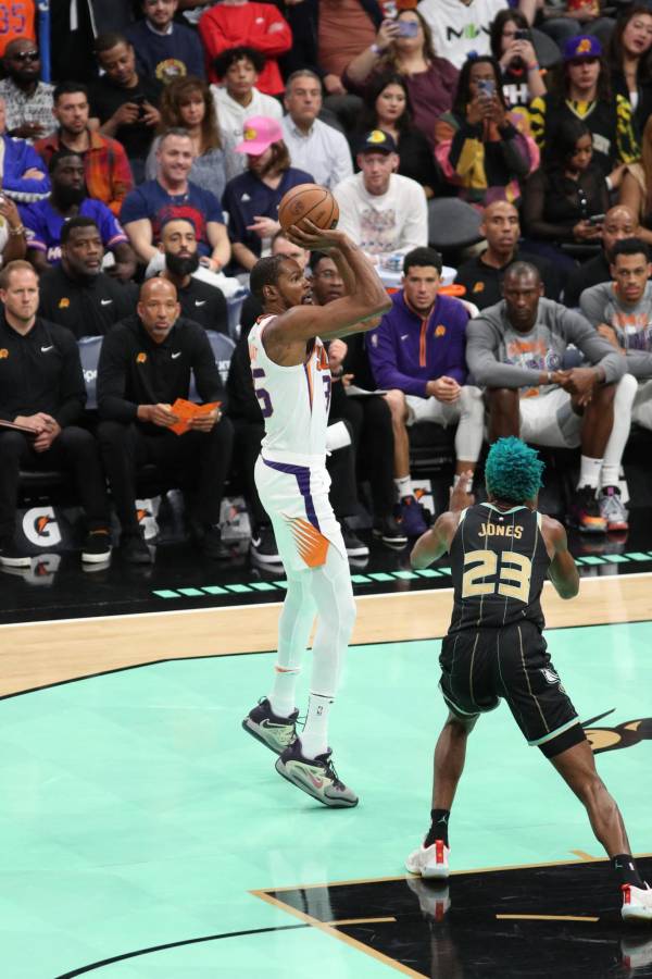 El debut de Kevin Durant con los Phoenix Suns: lo que dejó el alero con su nuevo equipo en la NBA