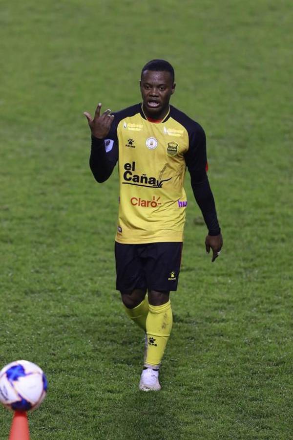 ¡Con toda su artillería! Héctor Vargas quiere mantener su racha triunfal y así sería su 11 titular ante el Olimpia