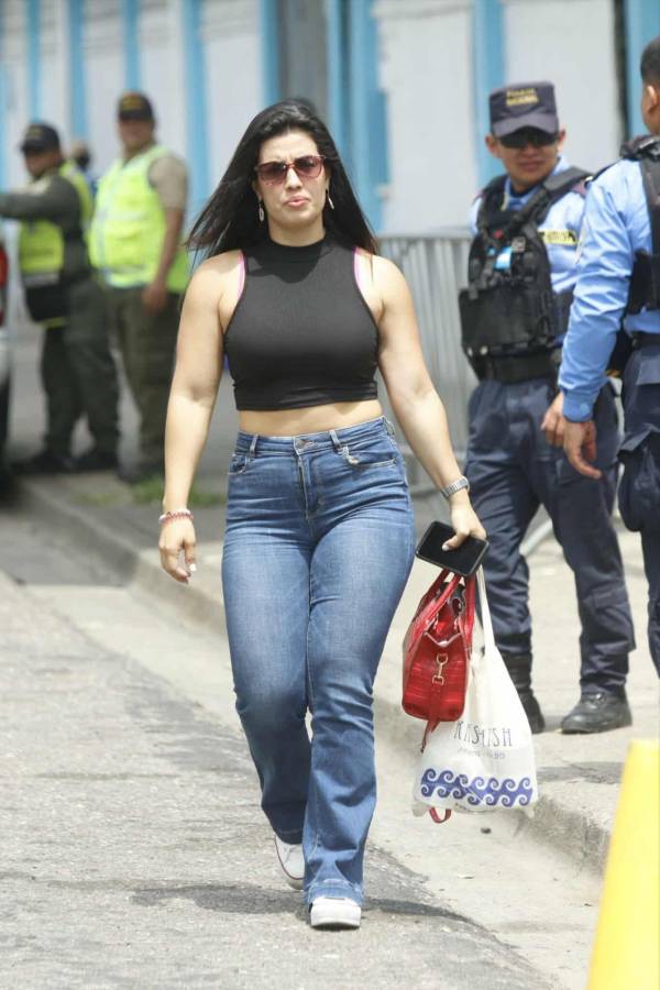 El ambiente que ya se vive en el Morazán por el Honduras-Costa Rica: hermosa aficionada y los ticos se hacen sentir