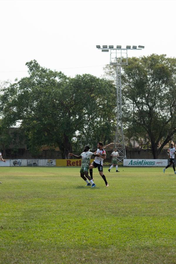 Gran fiesta y buen fútbol en la Copa Mariachi en San Pedro Sula: Rambo de León aparece y también jugadores de la Liga Nacional