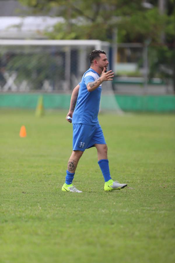 Supremo sorprende con su anuncio, el 'infiltrado' en el entrenamiento y los tiktokers que regresan ante Brasil