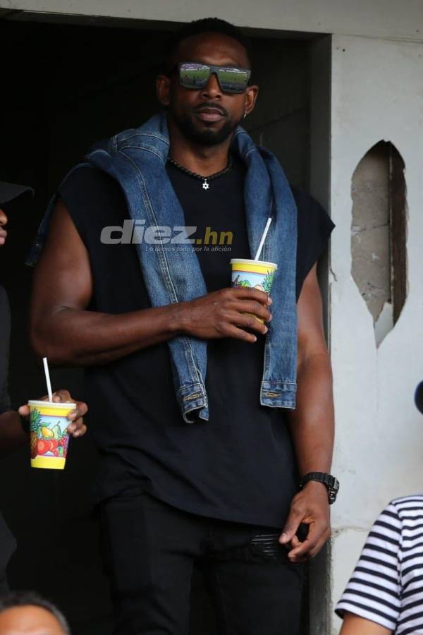 No lo viste en TV: Olimpistas le piden fotos a Buba, las leyendas llegaron a apoyar al León y la tristeza aurinegra