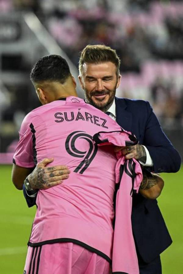 La reacción de famoso al conocer a Messi en la MLS y el cómodo look de Antonela ¿Qué pasó con David Ruiz?