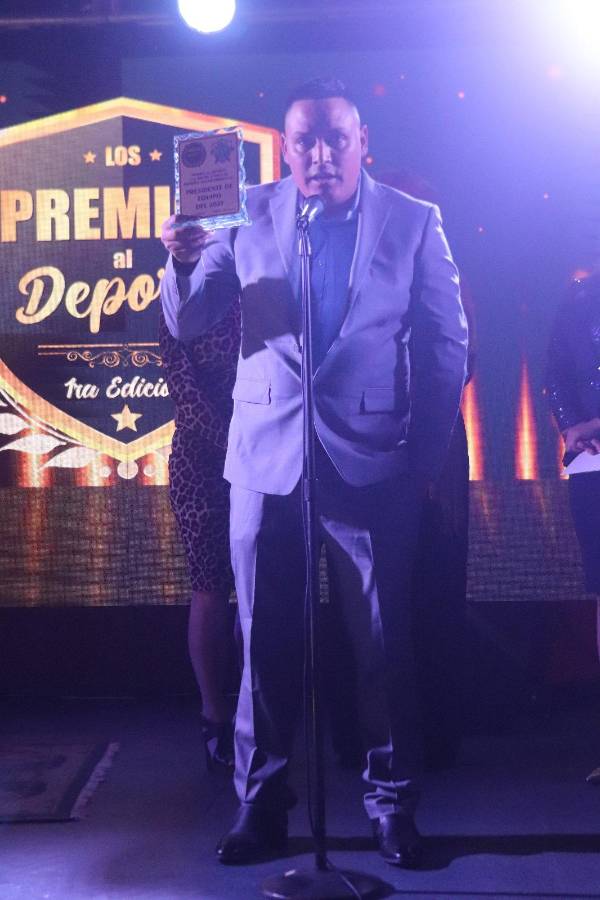 New Orleans vivió una fiesta con la entrega de la primera edición de los Premios al Deporte del fútbol amateur