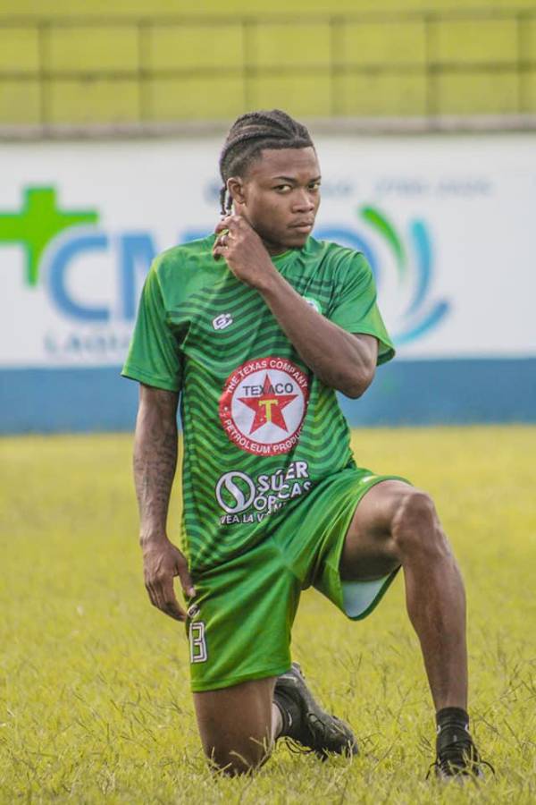 Los últimos 25 fichajes confirmados en la Liga Nacional para el Apertura 2024: ¡Motagua firma hijo de exmundialista!