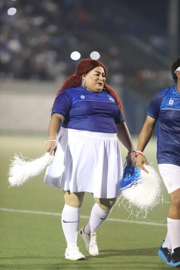 Nicaragüense le pegó a Supremo por perder, el catracho que lloró y Joao Ferreria debutó con Honduras; ¿hubo robo?