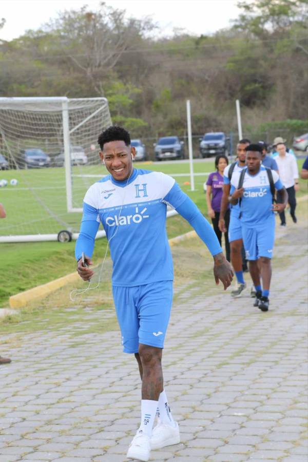 ¡Entreno al máximo! Los alimentos de Palma y Quioto, además la dura lucha que tienen los porteros en la Selección de Honduras