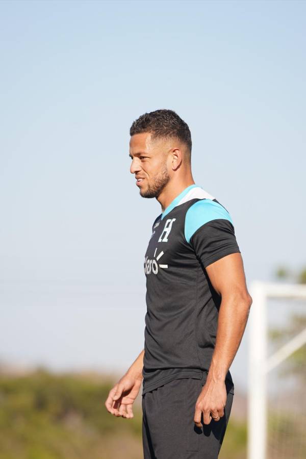 Así fue el segundo día de trabajo de la Selección de Honduras: El jugador que se incorporó y entrenaron a puerta cerrada