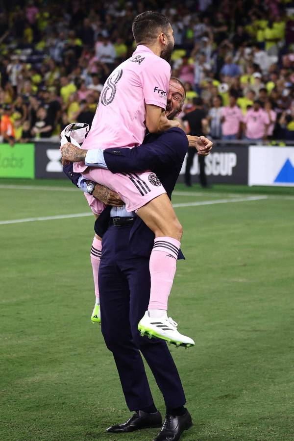 No se vio en TV: Messi campeón y el doblete de títulos, Inter Miami se rinde a Leo, locura de Beckham y la felicidad de David Ruiz