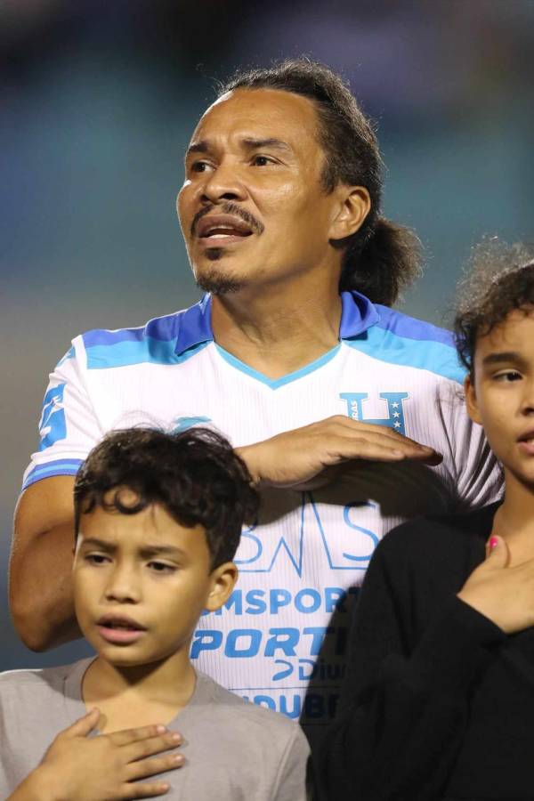 Rambo de León rompe en llanto en su partido de despedida: el triste adiós del ‘10’ y las postales que dejó su homenaje