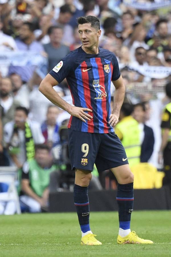 Lo que no viste del clásico español: El sufrimiento de Xavi, la tristeza de Lewandowski y el festejo del Real Madrid