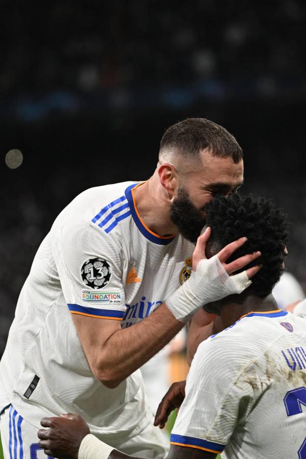 FOTOS: Messi totalmente hundido, Alaba consuela a Mbappé y el tremendo beso de Benzema a Vinicius tras eliminar al PSG