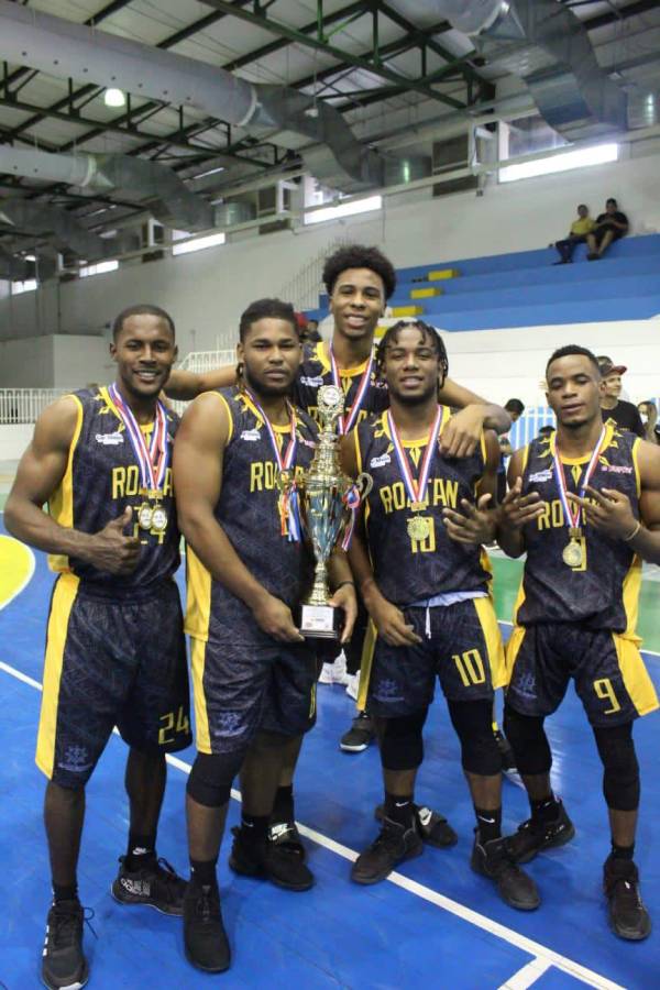 Bip de Roatán se corona campeón del Torneo Centroamericano de baloncesto realizado en San Pedro Sula