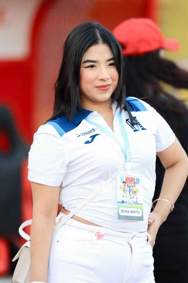 ¡Milagro Flores, de infarto! La Queso tiene a su jugador favorito en el juego de tiktokers entre Honduras y Brasil y ¿Quién es la hermosa de lentes?