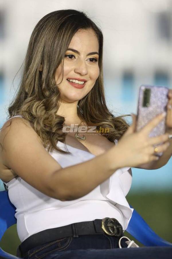 Las bellezas en los estadios: Hermosas mujeres engalanan la Jornada 13 de la Liga Nacional hondureña