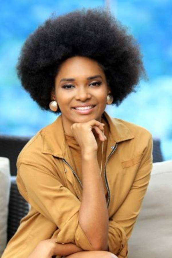 FOTOS: La bella modelo hondureña Massay Crisanto que motiva a la Selección