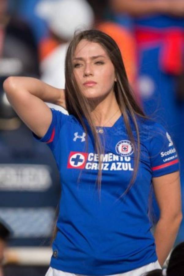 ¡Roban miradas! En el fútbol de México estas chicas llenan de belleza los estadios