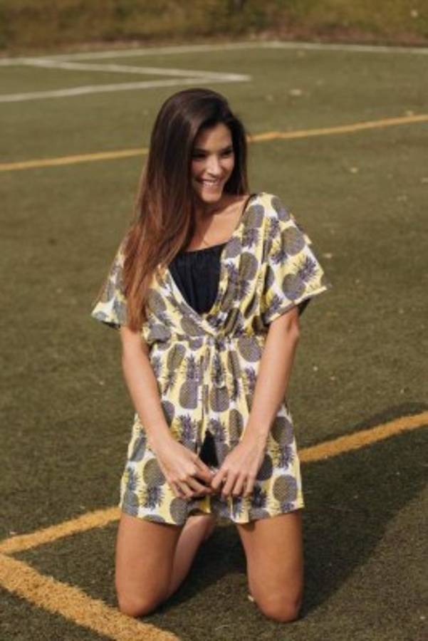 María José González, la periodista tica que enamora con su carisma y sonrisa