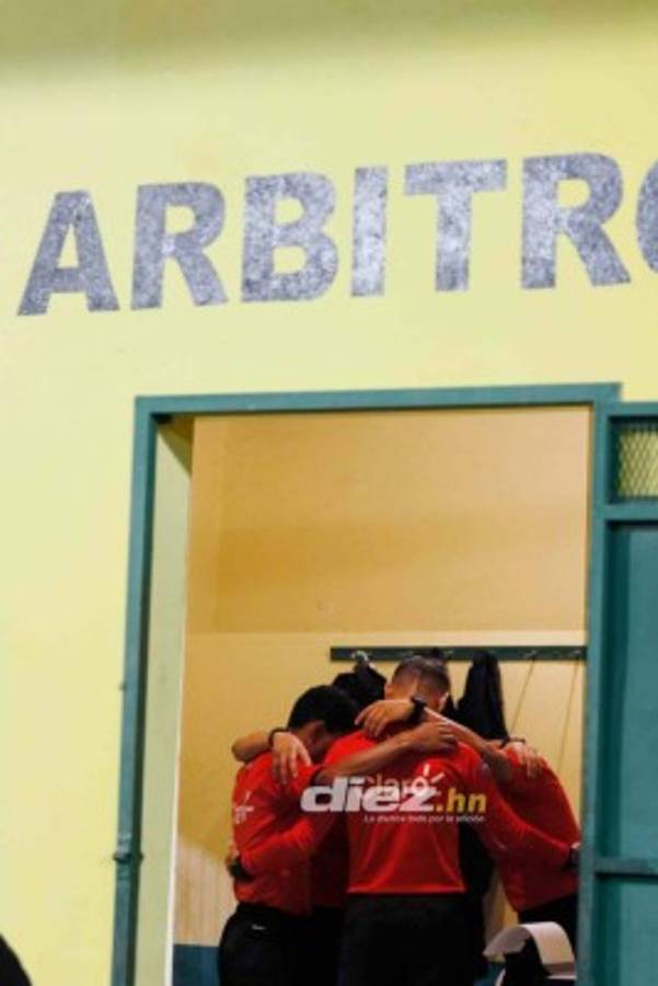 EN FOTOS: La primera vez de Coito en el Morazán; la celebración de Costly y las chicas bonitas