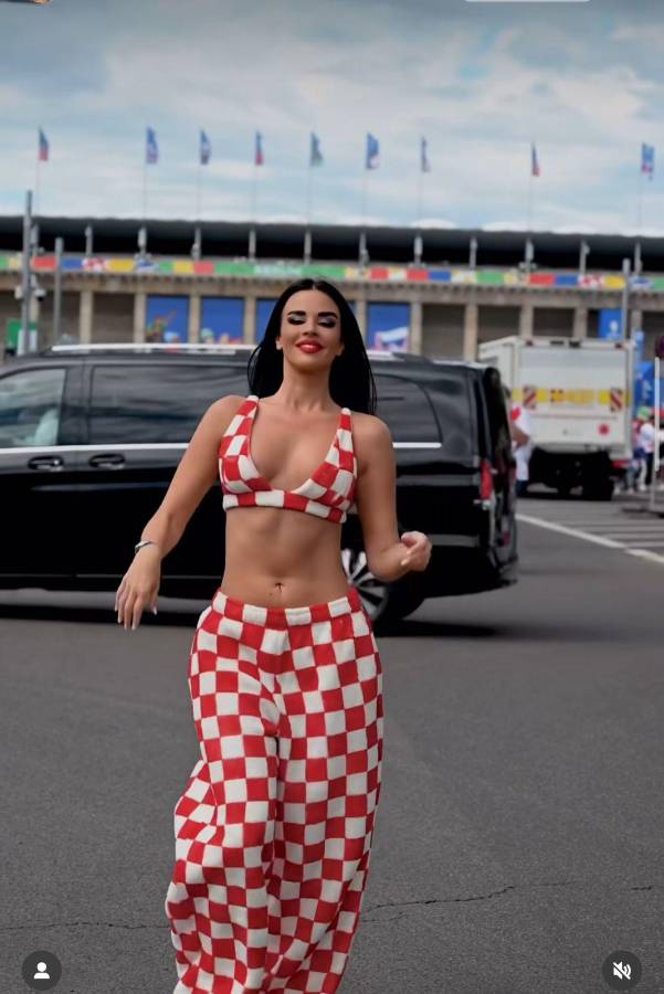 Ivana Knoll luce nuevo atuendo y ‘conquista’ la Eurocopa con su hermoso físico: ¿Traicionó a Croacia?