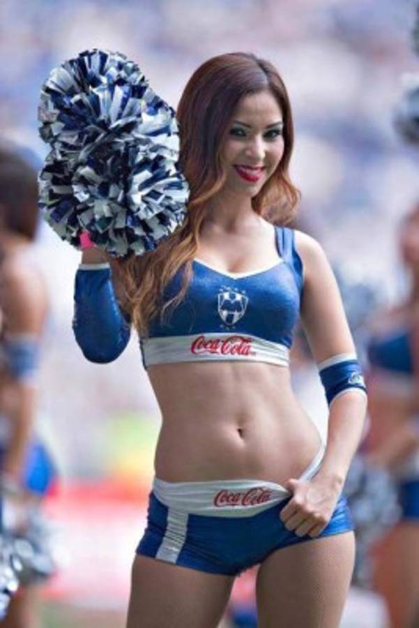 Las infartantes Rayaditas que apoyan a Alberth Elis y al Monterrey